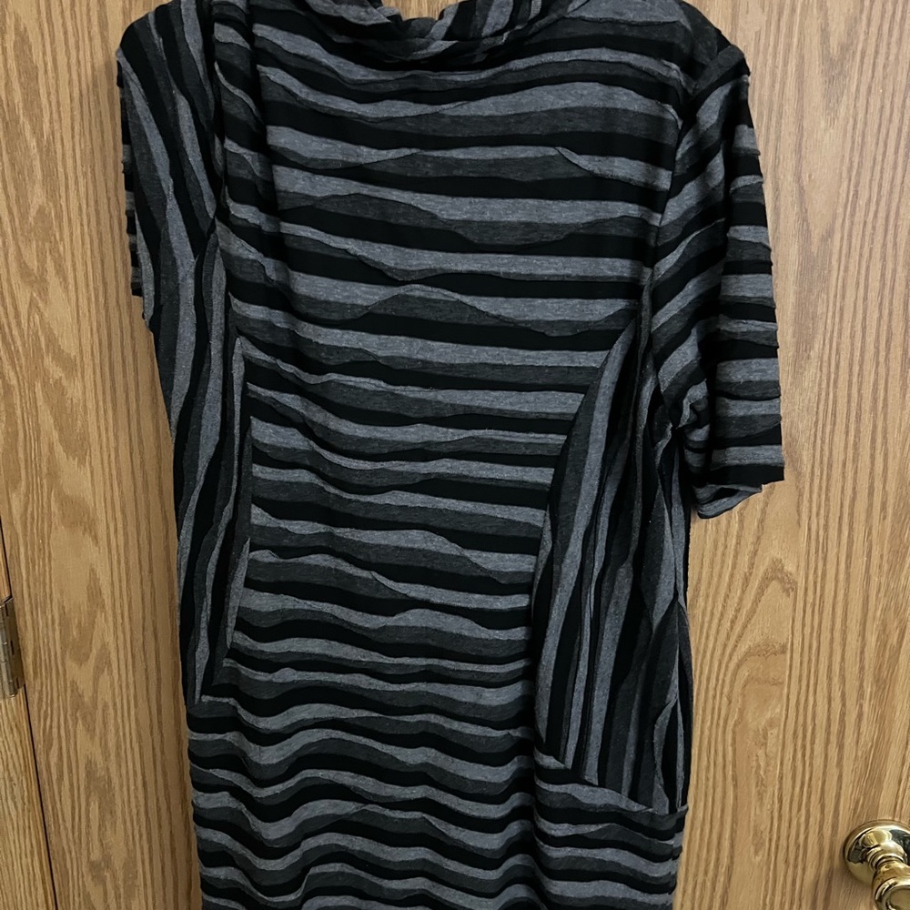 Connected women black and gray dress size 18
